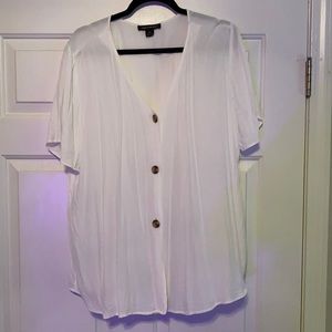 Excellent condition Nordstrom white button blouse